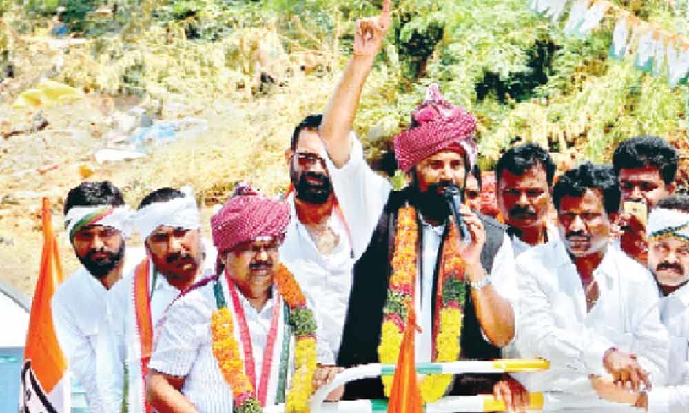 KCR, KTR come with new promises only to cheat people: Uttam