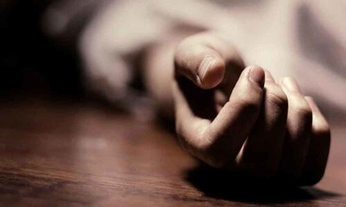 Farmer ends a life over crop failure in Maharashtra