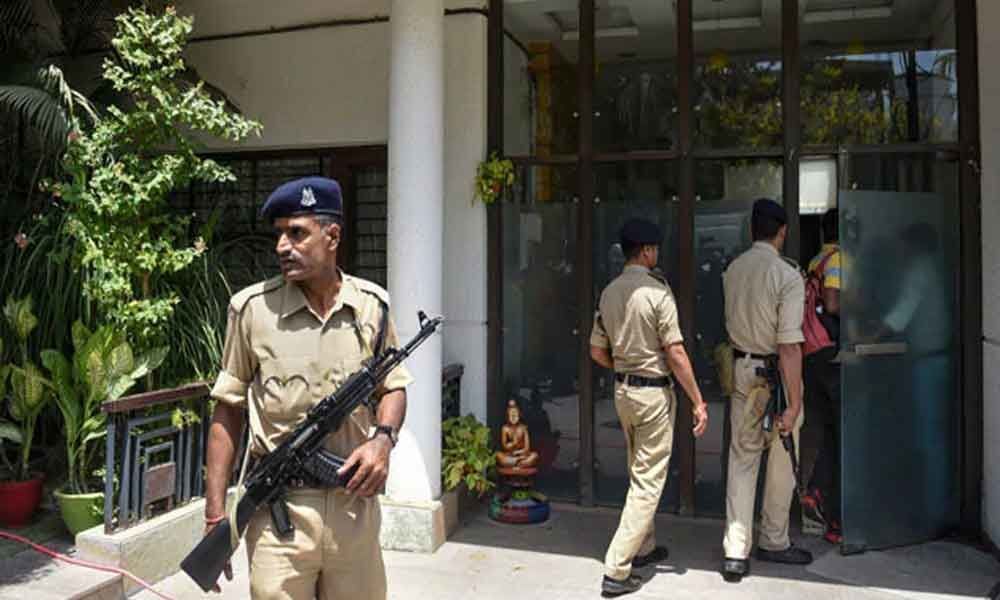 IT raids continue against Kamal Naths aides