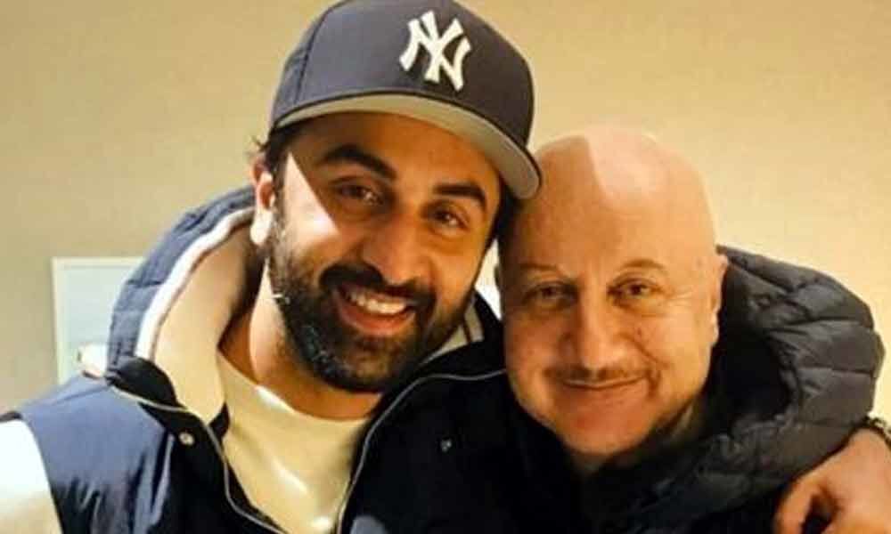 Anupam Kher bonds with Ranbir Kapoor in New York over films and life