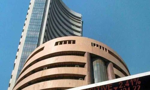 Sensex above 39,000, Nifty near 11,700-level in early deals