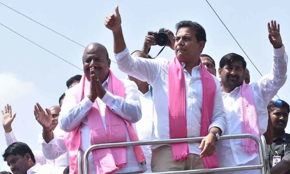 Its time to deal a blow to Congress, BJP, says KTR