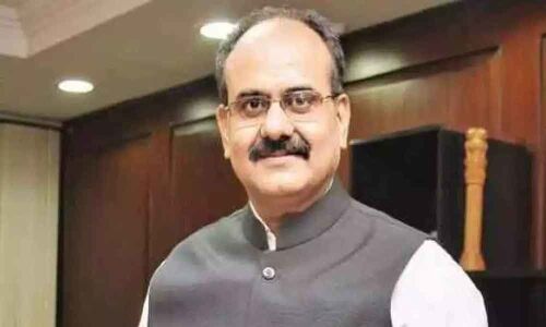 Election Commission calls CBDT chairman, revenue secretary to discuss current IT raids