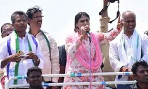 Vote for YSRCP to get Rajanna Rajyam: YS Sharmila