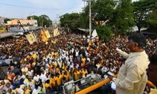Chandrababu Naidu sees repeat of 1996 Third Front