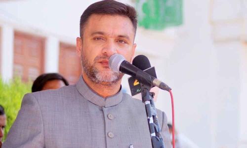 Akbar urges people to come out and vote