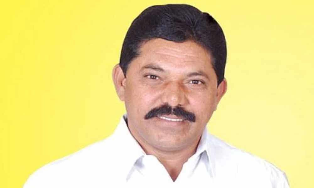 Congress Adilabad LS candidate injured in road accident