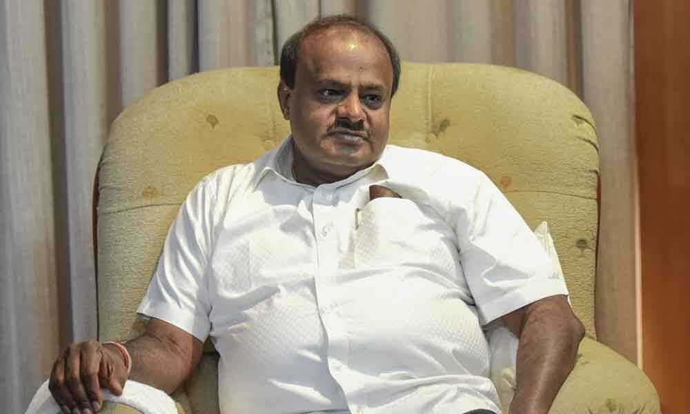 I-T department seeks legal action against Kumaraswamy, dy CM for intimidating officers