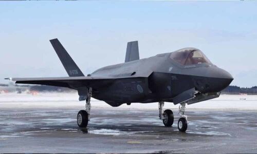 Wreckage of missing Japan fighter jet found, pilot missing