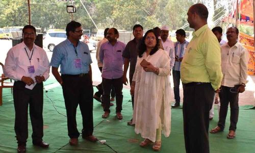 Conduct elections perfectly,Collector tells polling staff