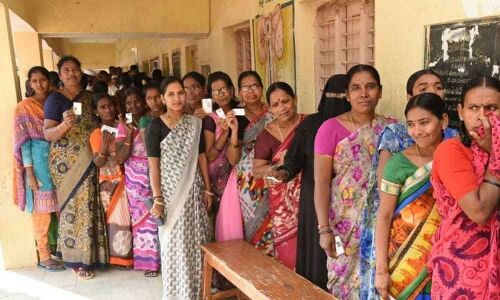 Women, settlers to play key role in Tandur polls Women, settlers to play key role in Tandur polls