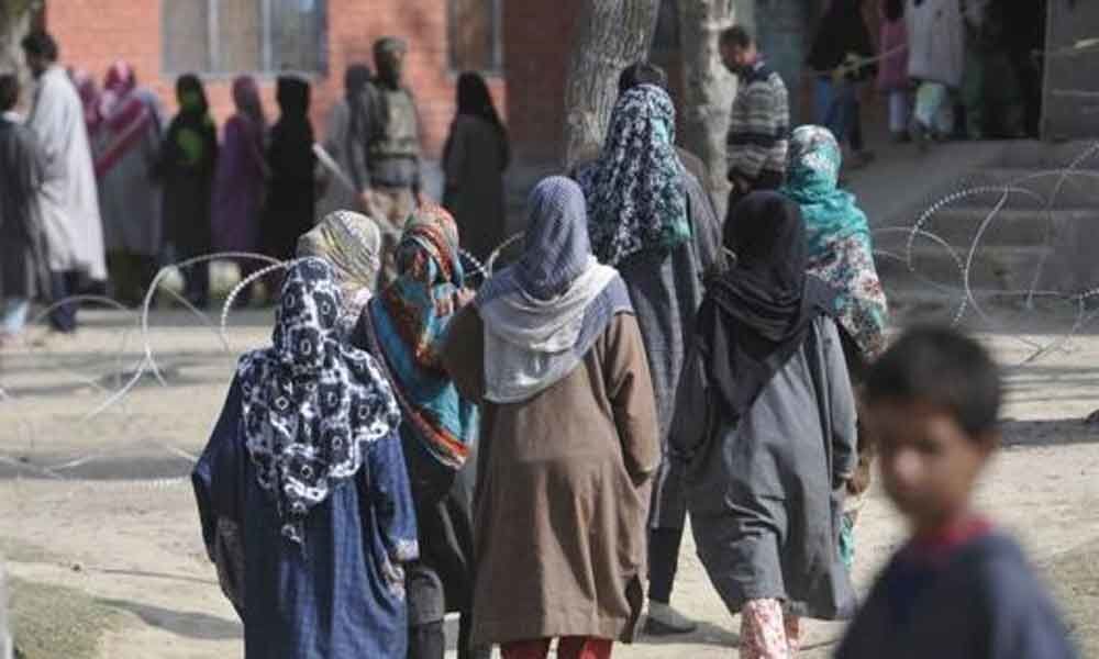 Brisk voting in Jammu, muted in Baramulla