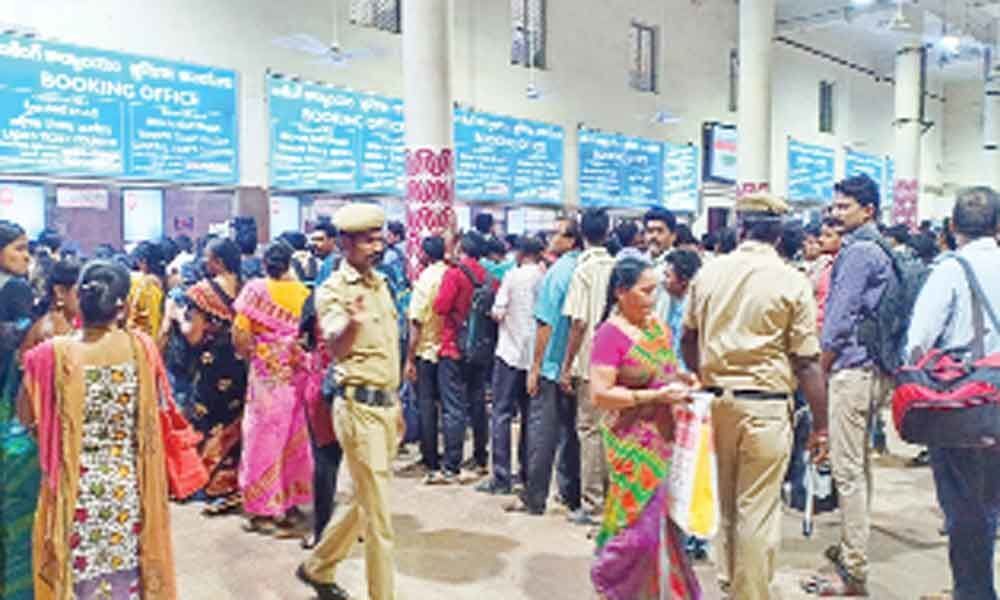 South Central Railway handles record no. of passengers