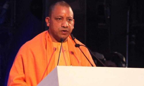 Congress infected by green virus, says Yogi Adityanath