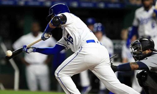 Haniger HR lifts Ms, Merrifield sets KC hit-streak mark