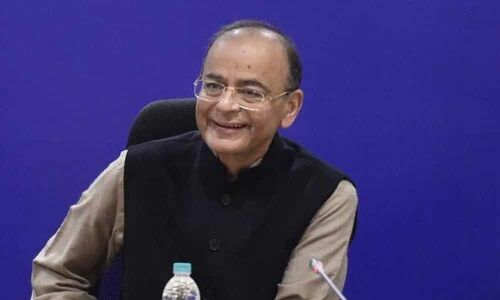 Jaitley discusses economic reforms with investors in US