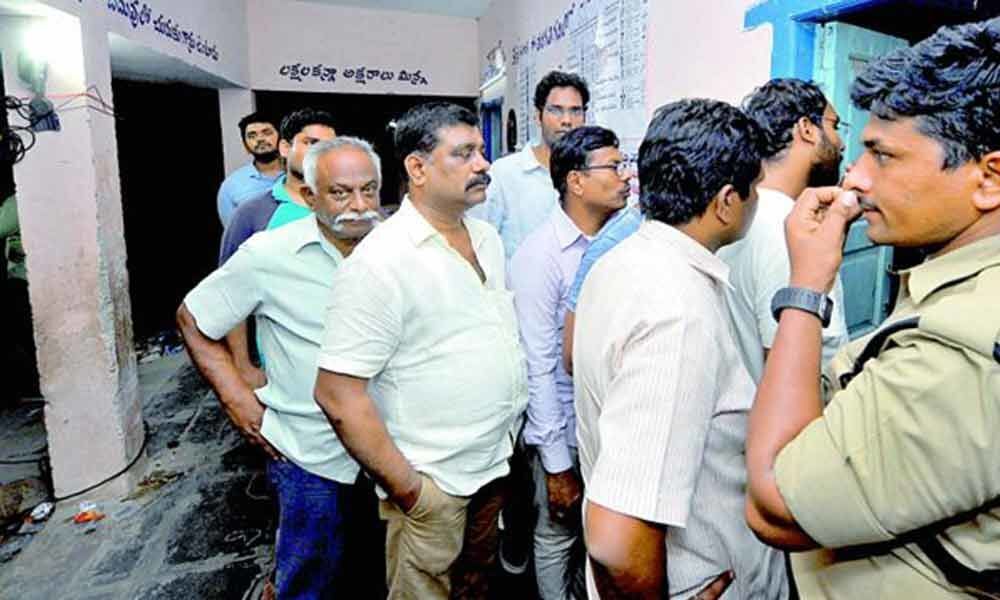 Repolling for 2 booths in Guntur, total polling is 76.67 pc in state