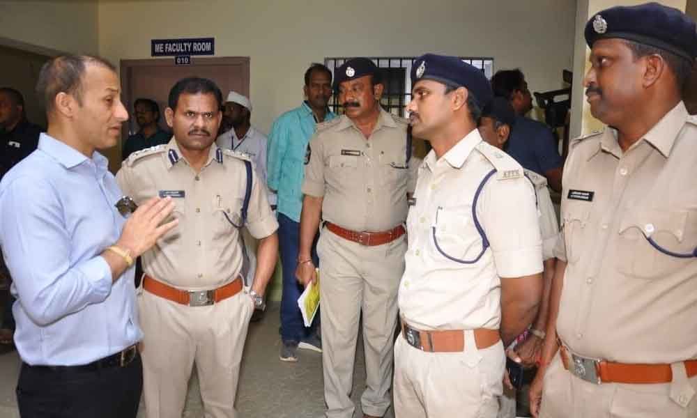 SP reviews security at strong rooms