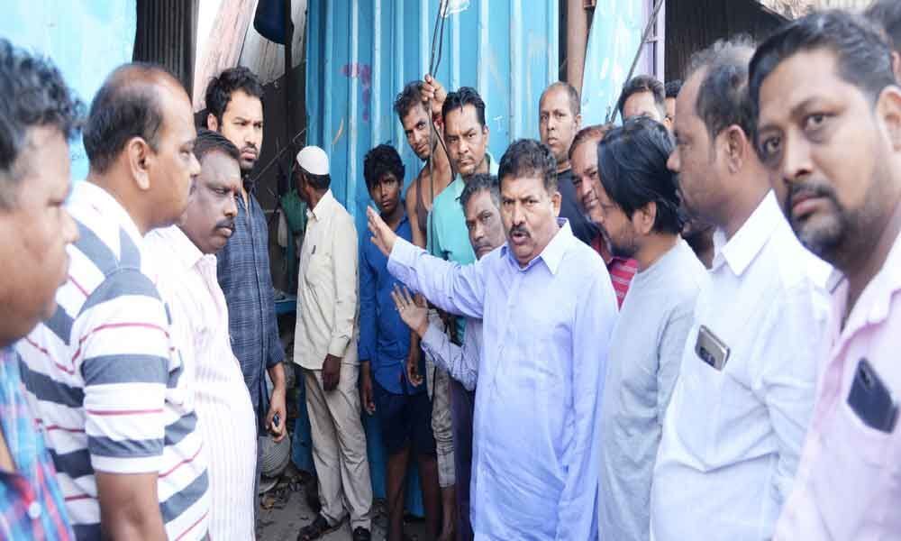 Plastic scrap godown gutted in Bholakpur