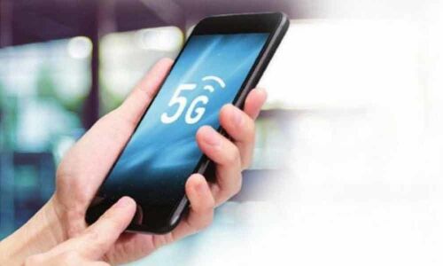 5G-connected cows test milking parlour of the future