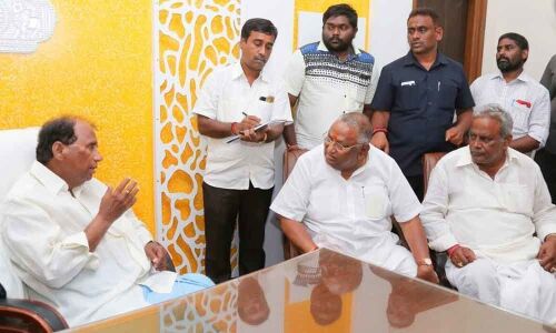 Rayapati consoles Kodela