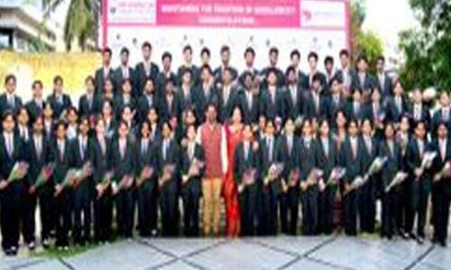 Vignan students excel in IPE
