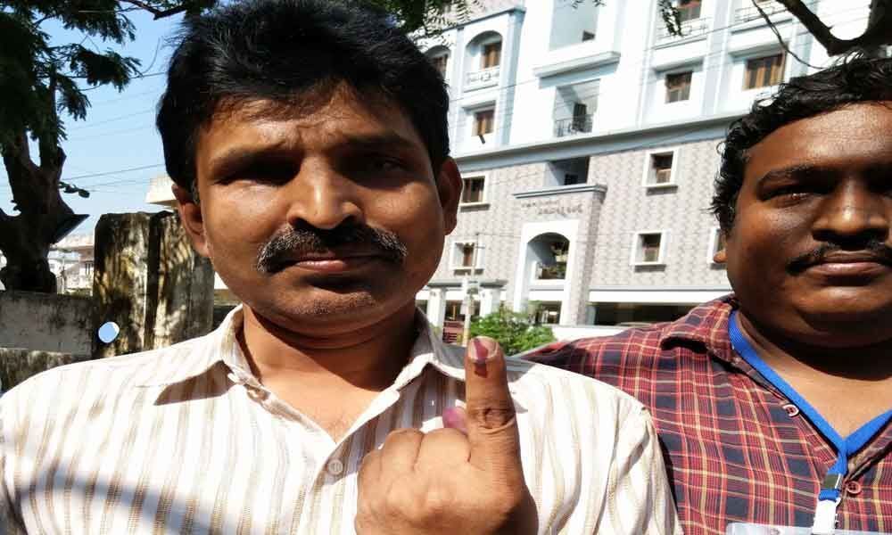 5K visually challenged cast votes in Srikakulam