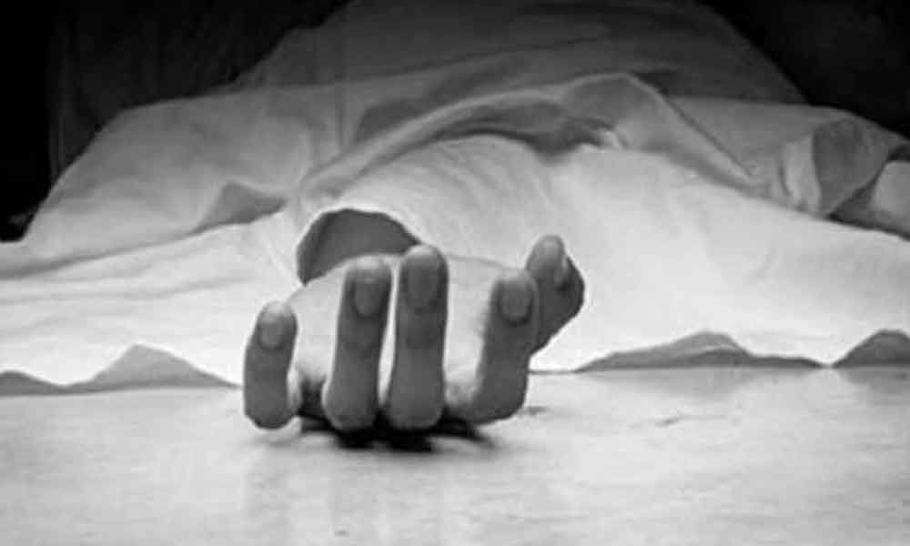 Stalker attacks woman, daughter and then ends life in Hyderabad
