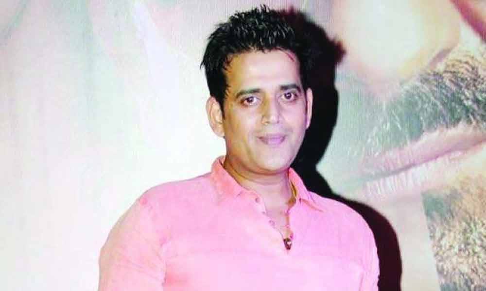 BJP fields Bhojpuri actor Ravi Kishan from Gorakhpur