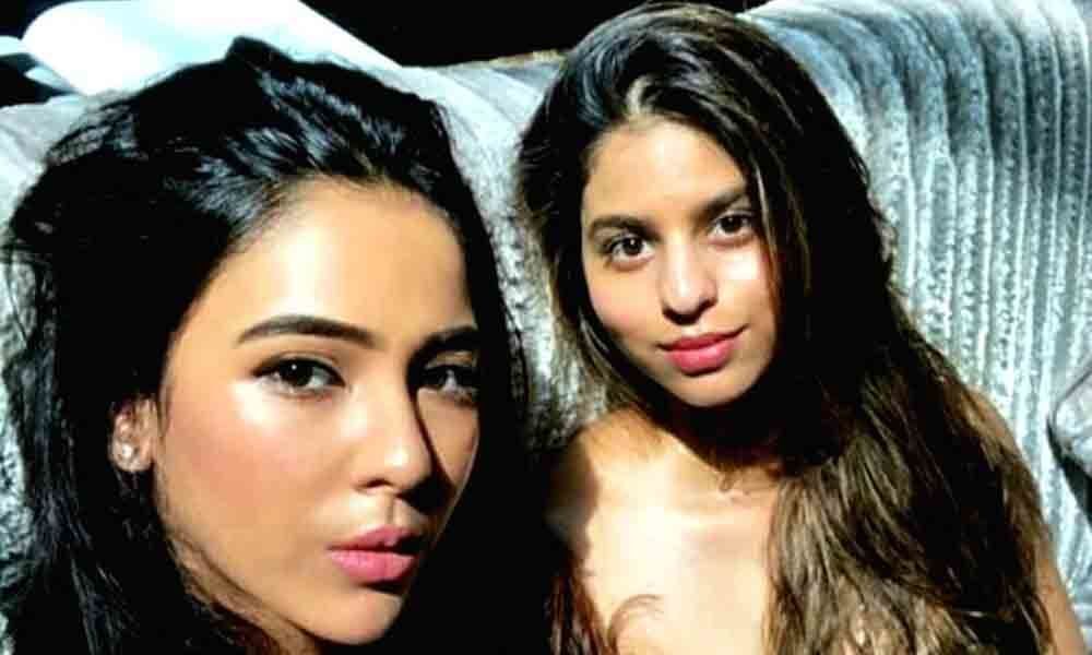 Suhana Khan glows in dewy make-up