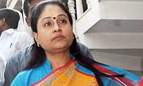 Vijayashanti turns down Virata Parvam?