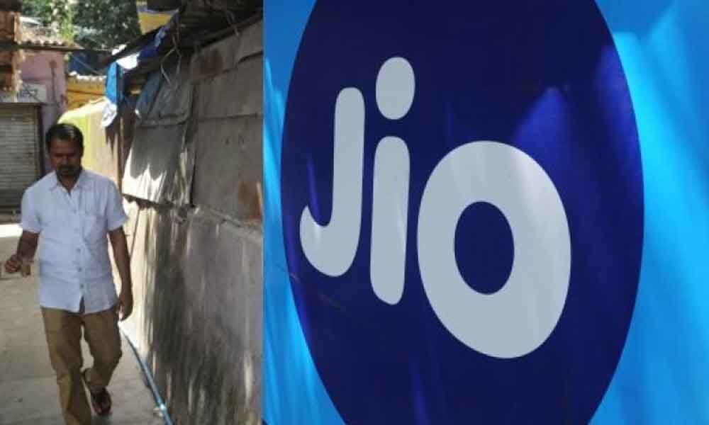 Reliance Jio applies for in-flight connectivity licence to DoT