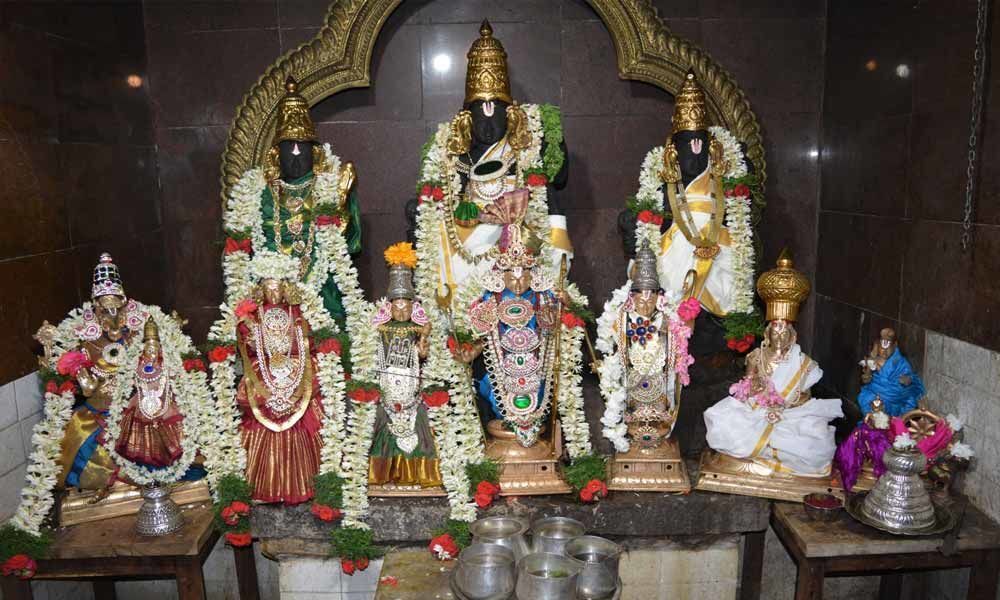 Lord Rama decorated as Navaneetha krishnna Alamkaram