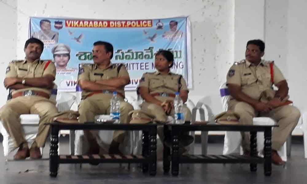 Cops hold peace committee meet