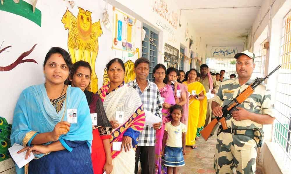 Karnataka witnesses moderate polling