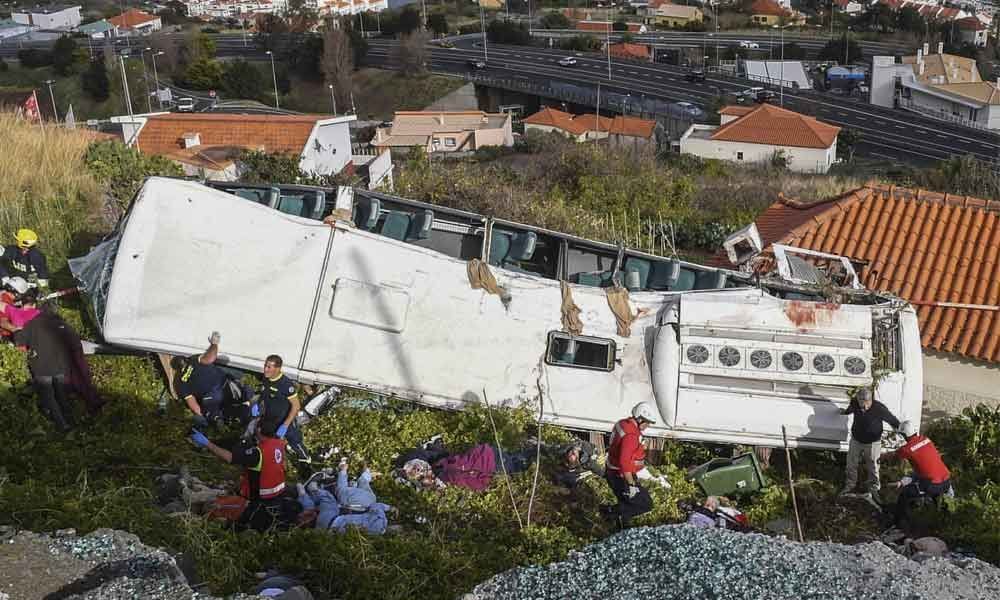 29 casualties reported after tourist bus crashes in Portugal