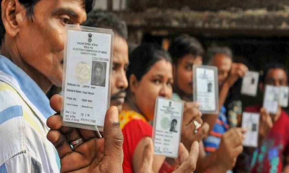 Moderate 57% voter turnout in Maharashtra