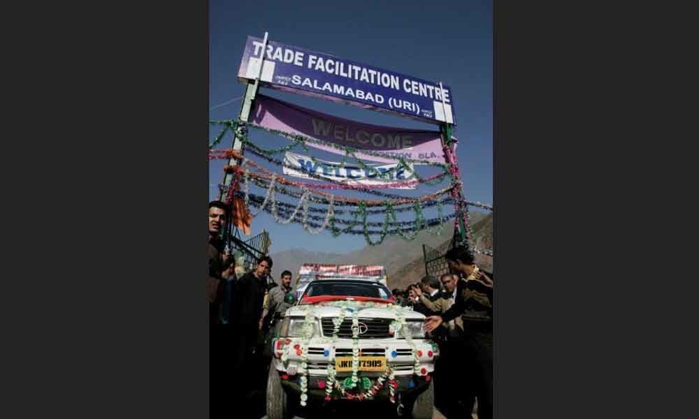 India suspends cross border trade in Kashmir in new crackdown