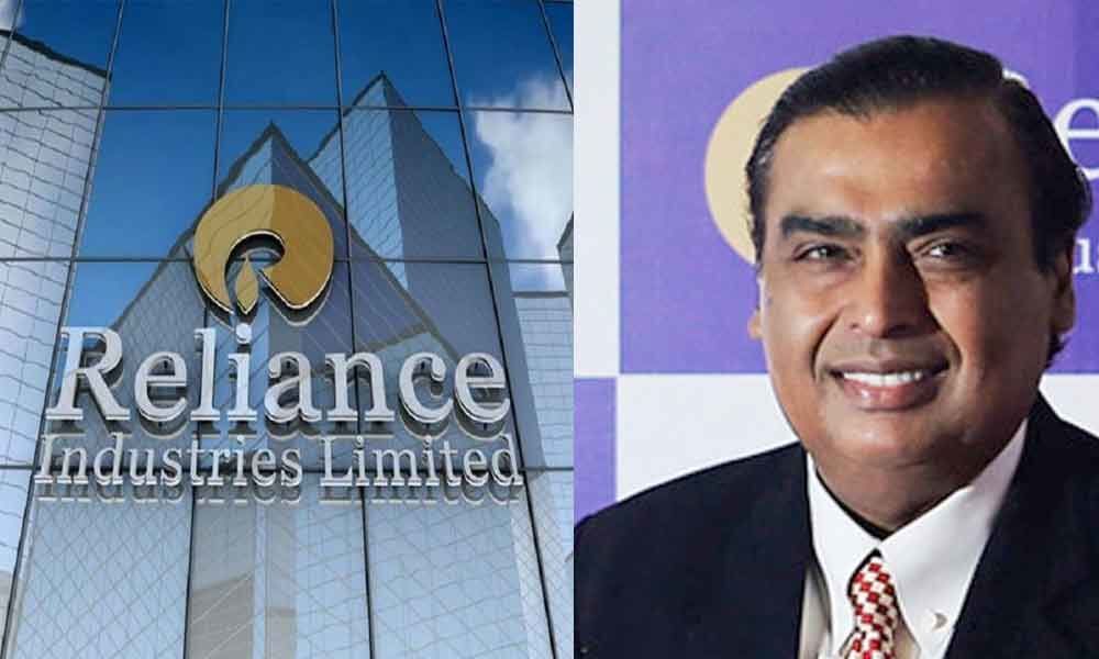 Reliance Q4 net at record `10,362 cr