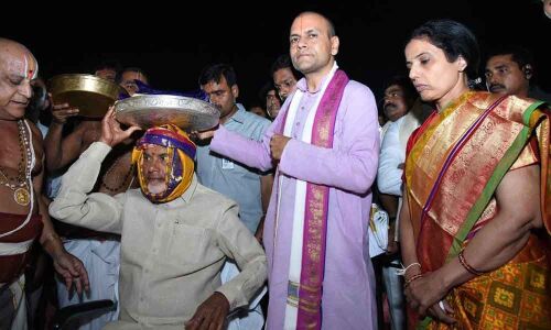 Seetharama Kalyanam performed in a grand note at Vontimitta on Thursday