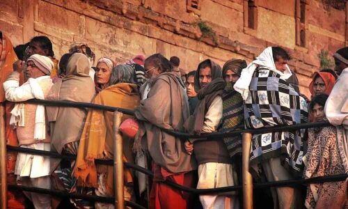 When pilgrimage becomes tourism...