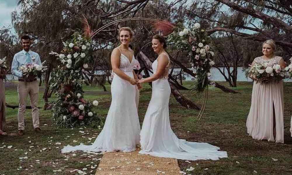 Two women cricketers from New Zealand and Australia tied the knot