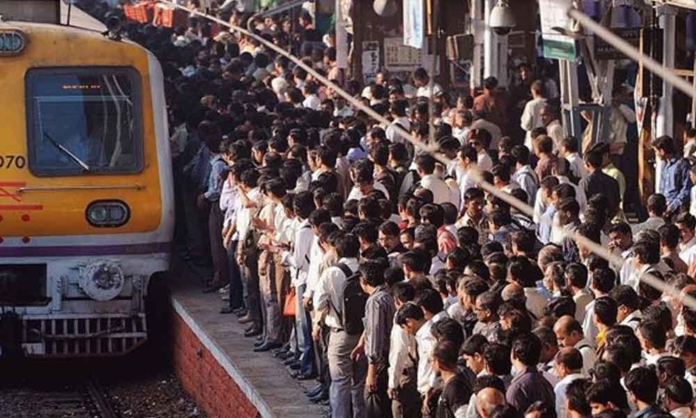 Mumbai commuters to candidates: Catch me if you can!