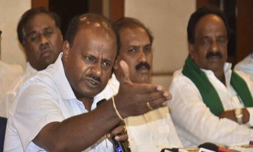 Did Modi selling tea make BJP rich? Kumaraswamy hits out at PM