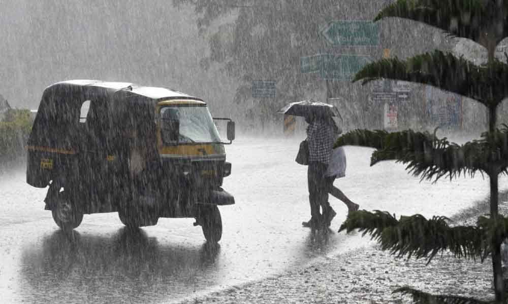 Temperature slips to 36.2 degrees in Hyderabad due to unseasonal rain
