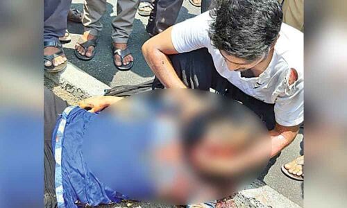 Telangana: Death separates lovers on road at Yadradri