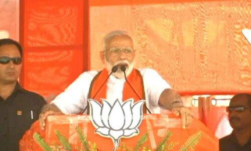 Modi lashes out at Mamata Banerjee, says she lost her sleep just after two phases of polling