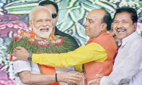 PM once again plays nationalism card