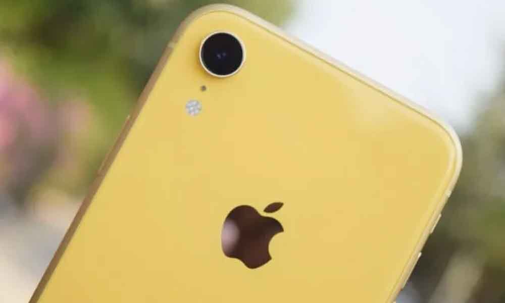 iPhones to sport 3-camera setup, 12MP selfie shooter