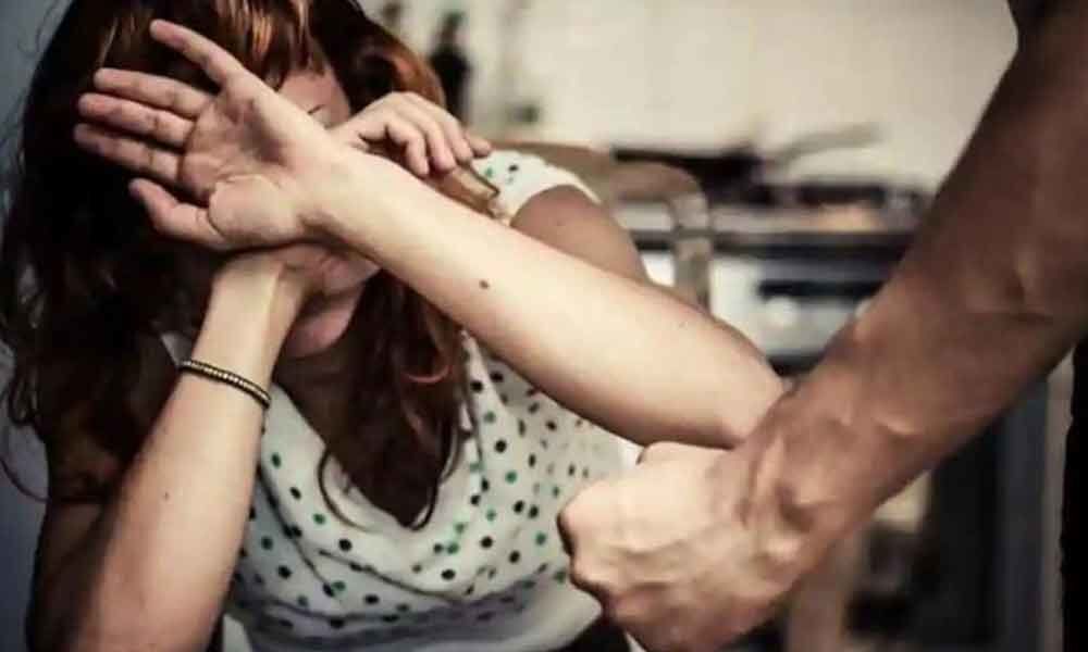 Violent relationship ups mental disorder risk in women